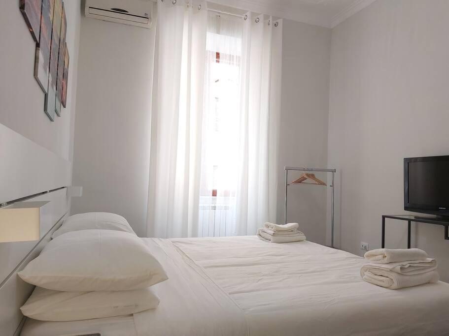 Appartamento Al Colosseo Roma Ngoại thất bức ảnh